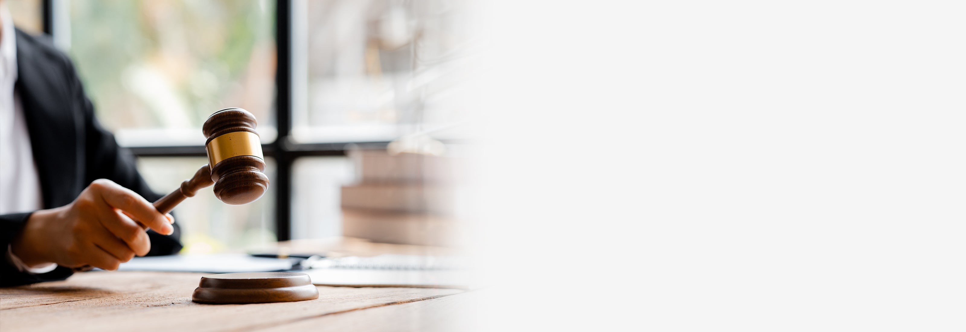 kamu binalarında otomatik eksternal defibrilatör oed cihazı çözümleri